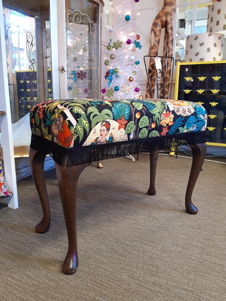Frida Bench